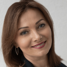 Галина Леник