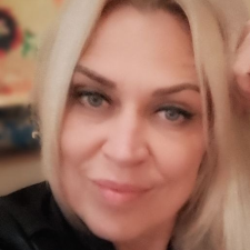 Freelancer Anna D. — Ukraine, Dnepr. Core skill — Copywriting, Poems, Songs & Prose