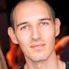 Фрилансер Давид Р. — Украина, Бердянск. Специализация — Дизайн интерфейсов (UI/UX), Дизайн сайтов