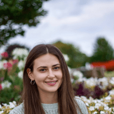 Freelancer Valeriia L. — Ukraine, Kharkiv. Core skill — HTML & CSS, Javascript and Typescript