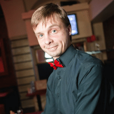 Дмитрий Попов