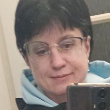Olena Nezhuha