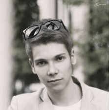 Фрилансер Роман С. — Украина, Днепр. Специализация — Английский язык, Копирайтинг