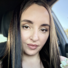 Freelancer Ganna R. — Ukraine, Odessa. Core skill — AI & Machine Learning, Customer Support