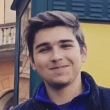 Freelancer Vyacheslav H. — Ukraine, Zaporizhzhia. Core skill — Customer Support, Video Processing
