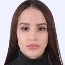 Freelancer Olena — Ukraine, Chernigov. Core skill — Interface Design (UI/UX)
