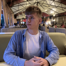Freelancer Bogdan R. — Ukraina, Kijów. Specjalizacja — Projektowanie stron internetowych, Projektowanie wizytówek