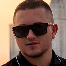Freelancer Viktor H. — Ukraine, Ivano-Frankovsk. Core skill — Video Processing, Social Media Marketing (SMM)