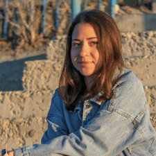 Freelancer Marina H. — Ukraine, Kyiv. Core skill — Tuition, Content Management