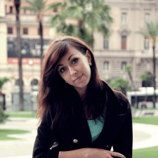 Freelancer Darya T. — Ukraine, Kyiv. Core skill — Print Design, Articles & Blog Posts
