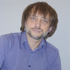 Zleceniodawca Yevgeny B. — Ukraina, Kijów.