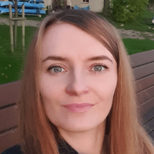 Freelancer Iryna V. — Ukraine, Kharkiv. Core skill — Web Design, Social Media Page Design