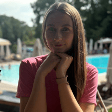 Фрилансер Iryna M. — Украина, Киев. Специализация — Продвижение в социальных сетях (SMM)