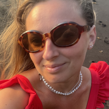 Фрилансер Iryna D. — Украина. Специализация — Дизайн интерфейсов (UI/UX), Логотипы