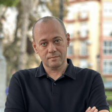 Freelancer Jurii T. — Ukraina, Połtawa. Specjalizacja — Kompleksowe prace nad stroną internetową, Sklepy internetowe i e-commerce