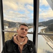 Freelancer Ivan H. — Ukraina, Iwano-Frankiwsk. Specjalizacja — Edycja i korekta tekstu, Copywriting