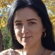 Freelancer Ivanna K. — Ukraina, Tarnopol. Specjalizacja — Praca z klientami, Edycja i korekta tekstu