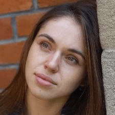 Freelancer Ivanna M. — Ukraine, Ivano-Frankovsk. Core skill — AI Art, Interface Design (UI/UX)
