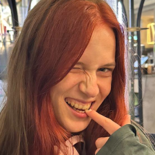 Freelancer Alina P. — Słowacja, Bratysława. Specjalizacja — Copywriting, Wiersze, piosenki, proza