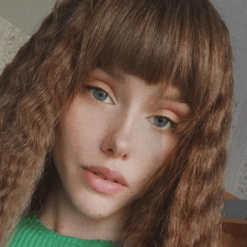 Freelancer Yuliia O. — Ukraina, Kijów. Specjalizacja — Loga, Projektowanie wizytówek