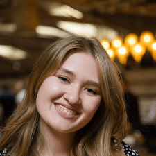 Фрилансер Юлія Ж. — Украина, Киев. Специализация — Дизайн визиток, Контент-менеджер