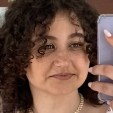 Freelancer Kamila A. — Ukraine. Core skill — Presentations, Text Translation
