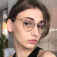 Freelancer Karina I. — Ukraine, Kiew. Fachgebiet — System- & Netzwerkadministration, Kundenmanagement & CRM