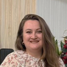 Фрилансер Карина Н. — Украина, Лозовая. Специализация — Разработка презентаций, AI обработка текстов