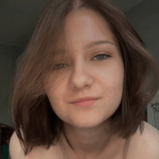 Freelancer Karina T. — Polska, Warszawa. Specjalizacja — Copywriting, Projektowanie stron w mediach społecznościowych