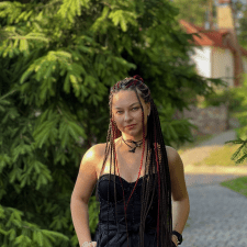 Freelancer Karina K. — Ukraina, Lwów. Specjalizacja — Projektowanie dla poligrafii, Opracowanie prezentacji