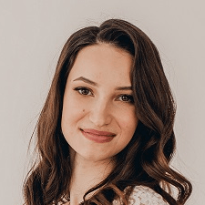 Freelancer Katerina M. — Ukraine, Khmelnitskyi. Core skill — Recruitment (HR), Tuition