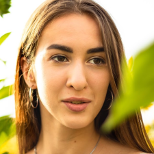 Freelancer Katerina L. — Ukraine. Core skill — English, Text Translation