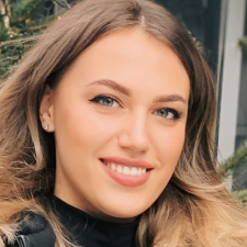 Freelancer Kateryna D. — Ukraine, Kyiv. Core skill — Content Management, AI Art