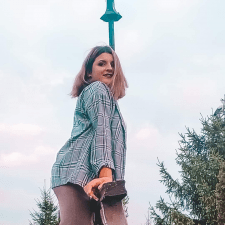 Freelancer Katerina H. — Ukraine. Core skill — Copywriting, Presentations