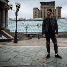 Денис Закриев