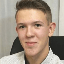 Фрилансер Роман Х. — Украина, Киев. Специализация — Перевод текстов, Разработка презентаций