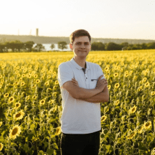 Freelancer Artem V. — Ukraina, Krzywego Rogu. Specjalizacja — Kompleksowe prace nad stroną internetową, Sklepy internetowe i e-commerce
