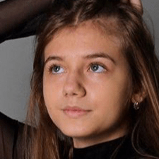Freelancer Nadia K. — Ukraina, Odessa. Specjalizacja — Projektowanie wizytówek, Opracowanie prezentacji