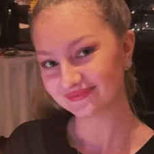 Freelancer Nika K. — Ukraina, Dniepr. Specjalizacja — Copywriting, Projektowanie wnętrz