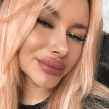Freelancer Hristina K. — Ukraina, Iwano-Frankiwsk. Specjalizacja — Copywriting, Wiersze, piosenki, proza