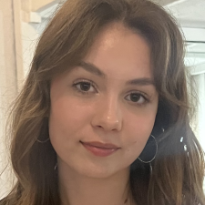 Freelancer Kristina K. — Ukraina, Umanu. Specjalizacja — Praca z klientami, Obróbka zdjęć