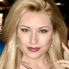 Фрилансер Оксана Р. — Украина, Киев. Специализация — Перевод текстов, Перевод текстов