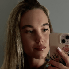 Фрилансер Kseniya Y. — Германия, Wismar. Специализация — Редактура и корректура текстов, Транскрибация