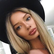 Лана Фролова