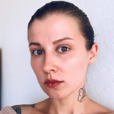 Yelіna Lazareva