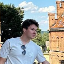 Фрилансер Андрій К. — Украина, Киев. Специализация — Услуги диктора