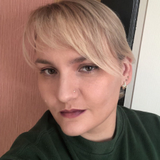 Freelancer Olena M. — Ukraine, Kyiv. Core skill — Online Stores & E-commerce, Content Management