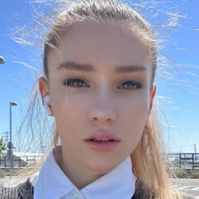 Заказчик Leona Valeria V. — США.