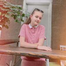 Freelancer Yelizaveta M. — Ukraine, Kropivnitskiy. Fachgebiet — Webdesign, Visitenkarten-Design