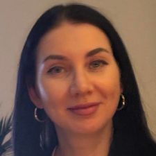 Freelancer Olena F. — Germany. Core skill — AI Content Creation